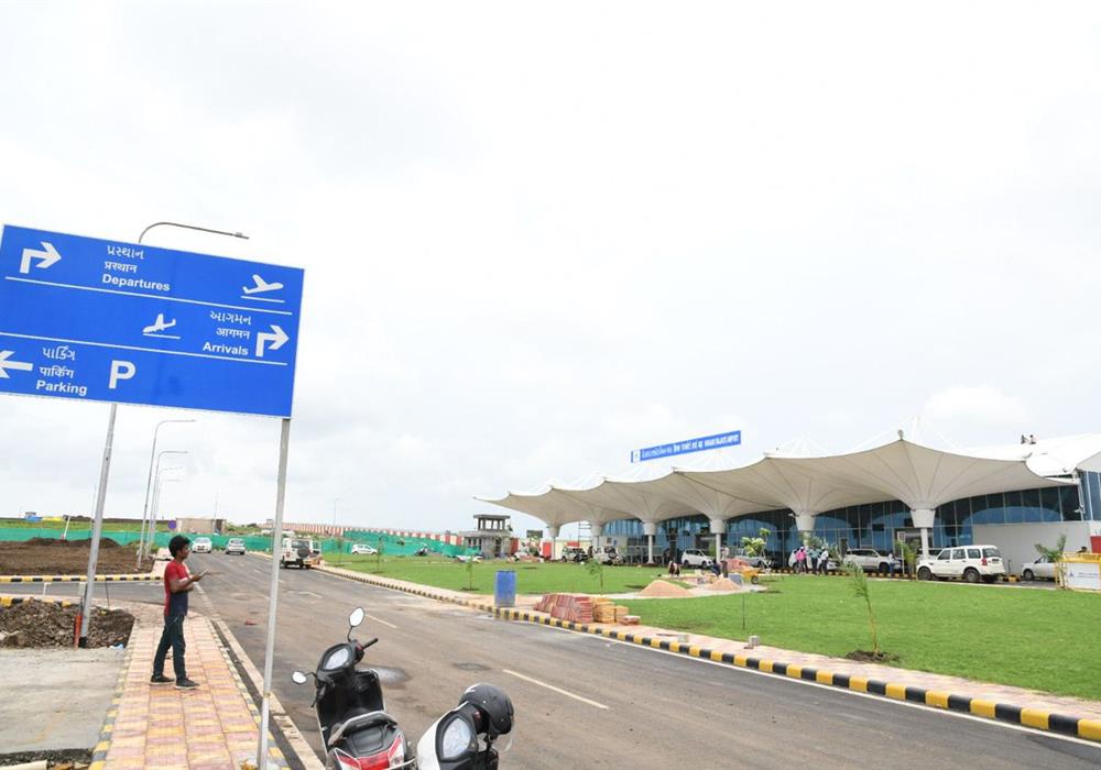 Ahmedabad to Rajkot Taxi Services